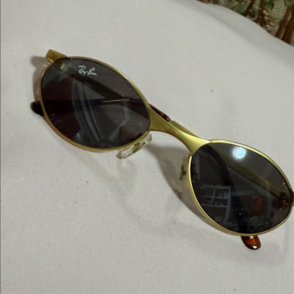 Ray-Ban Gold Oval Sunglasses with Dark Lenses main image 6